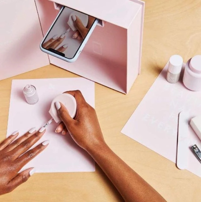 <span style="font-weight: 700;">Olive &amp; June</span> The Studio Box ($50, <a href="http://oliveandjune.com/" class="reflow-link" target="_blank">oliveandjune.com</a>)